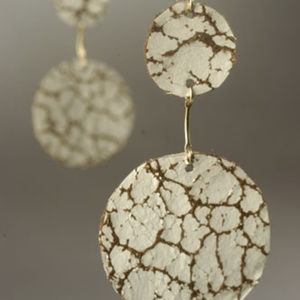 NWT White Crackle Leather Double Circle Earrings